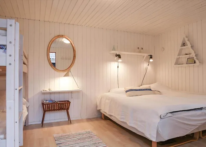 12217-1-sjaellands-odde-skovbuen-7 * Yderby